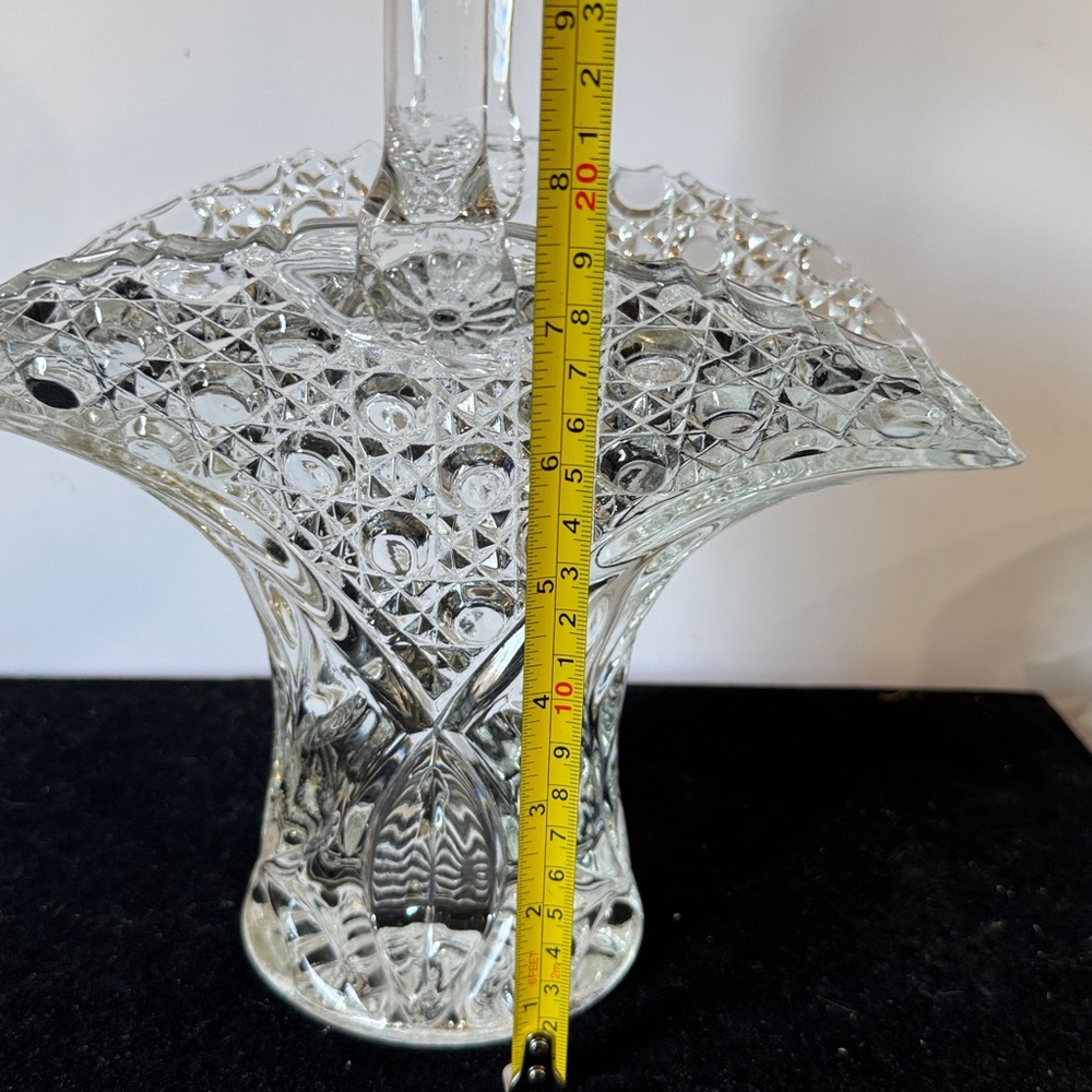 Vintage 1970s Le Smith Buttons And Daisies Crystal Cut Clear Basket - Picture 8 of 11